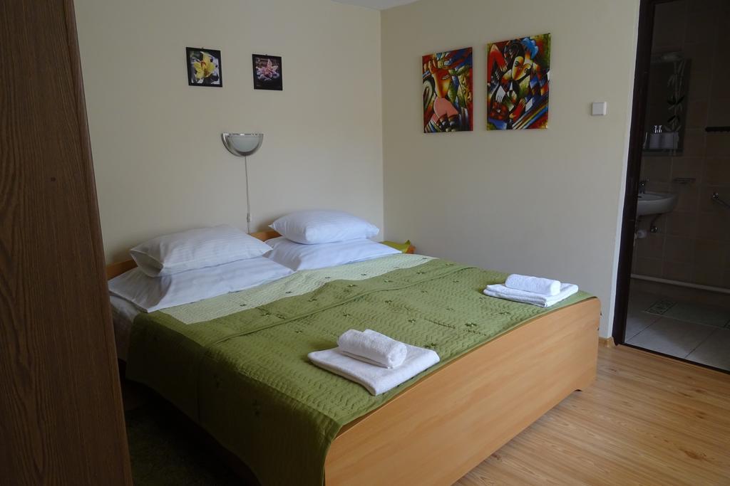 Altan Apartments Hévíz المظهر الخارجي الصورة