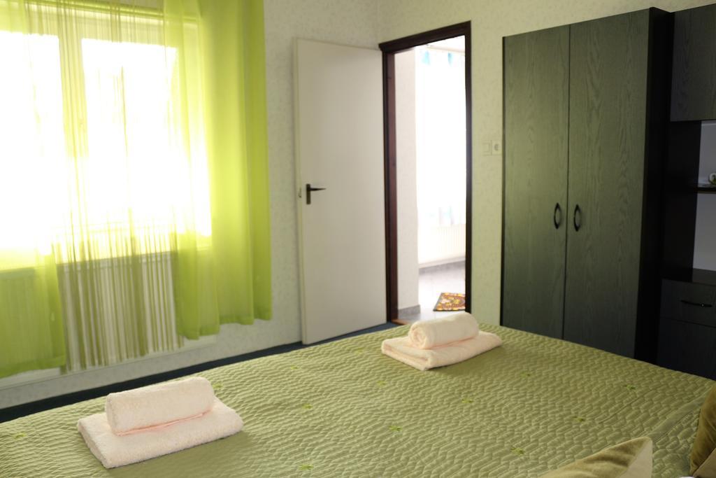 Altan Apartments Hévíz المظهر الخارجي الصورة